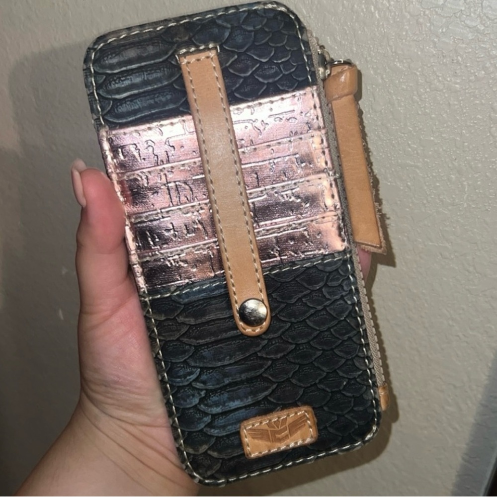 Consuela wallet